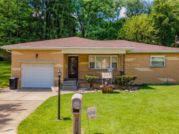 136 McHendry Street , Weirton, WV 26062