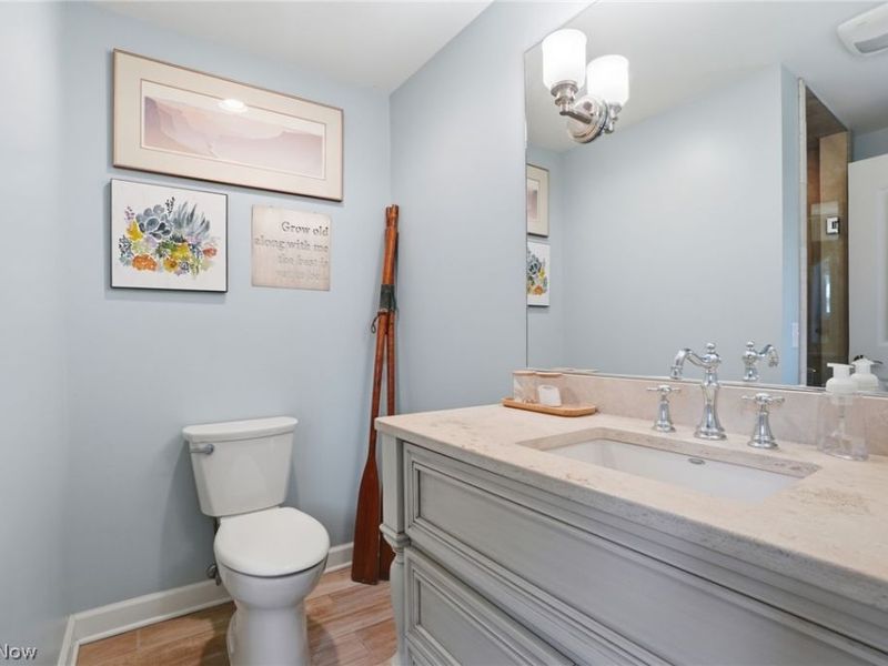 7525 Lakeshore Boulevard, Madison, OH 44057 Photo 23