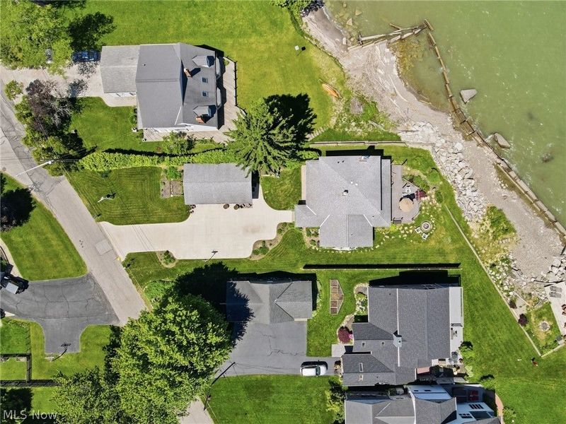 7525 Lakeshore Boulevard, Madison, OH 44057 Photo 43