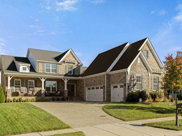 3231 Bradfield Dr , Nolensville, TN 37135
