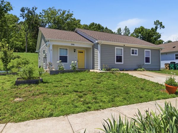 2501 Vista Ln, Nashville, TN 37207