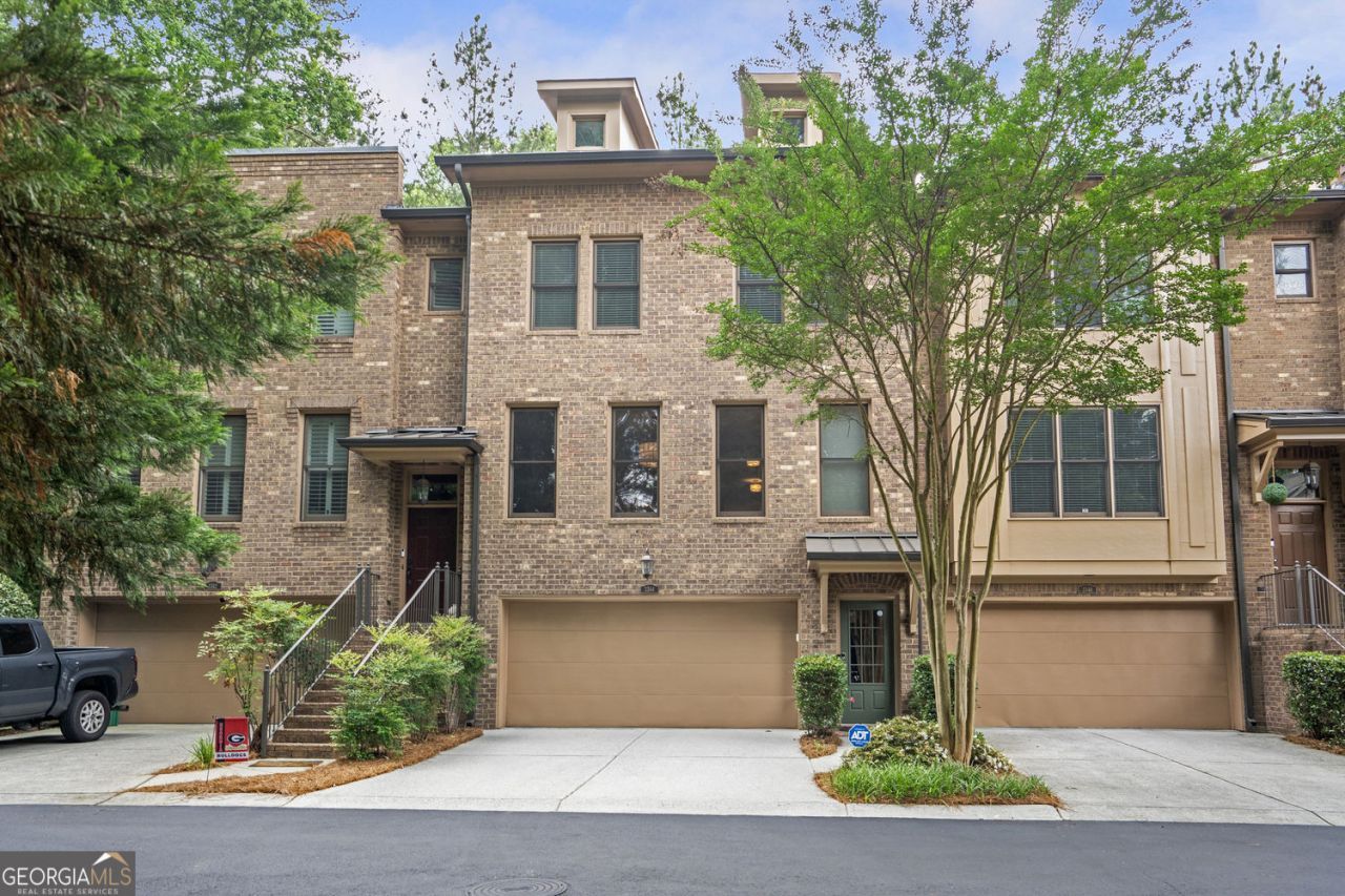 3344 Chestnut Woods Circle, Atlanta, GA 30340 Main Photo