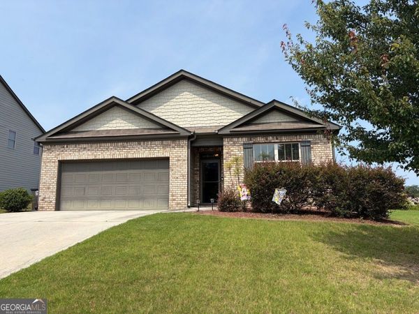 8482 Glenview Street, Douglasville, GA 30134