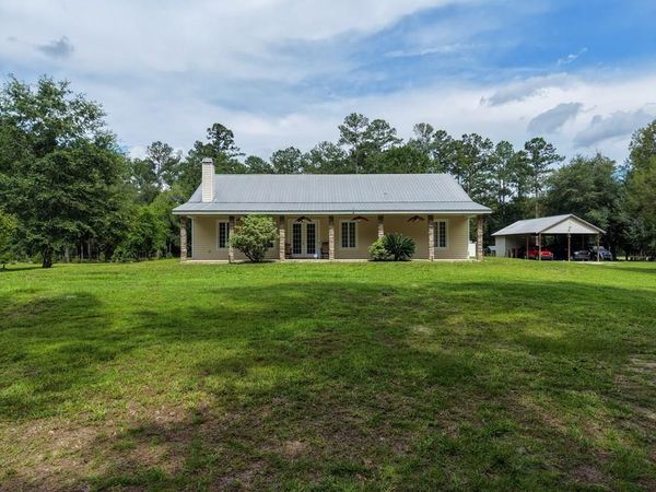 25296 97th Dr, O'Brien, FL 32071