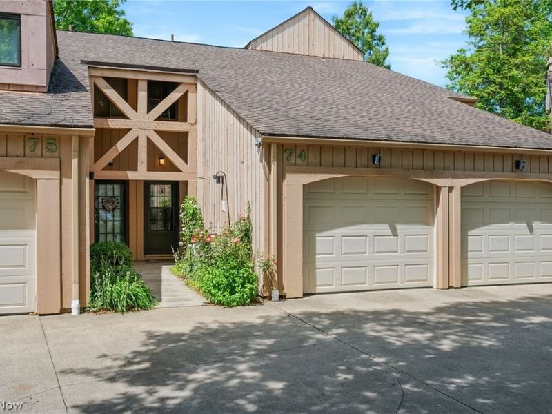 74 Landings Way, Avon Lake, OH 44012 Photo 2