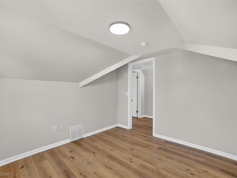 13776 Shady Oak Boulevard , Garfield Heights, OH 44125 Photo 20