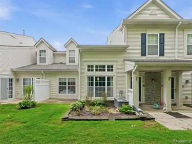 25758 Maritime Circle S , Harrison Twp, MI 48045