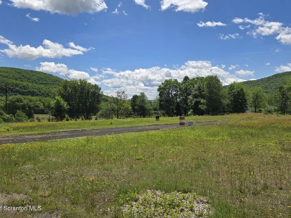 Sullivan Trail (PA-92) Trail, Exeter, PA 18643