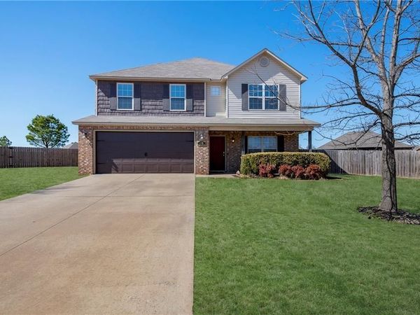 5005 Bay Court , Rogers, AR 72758