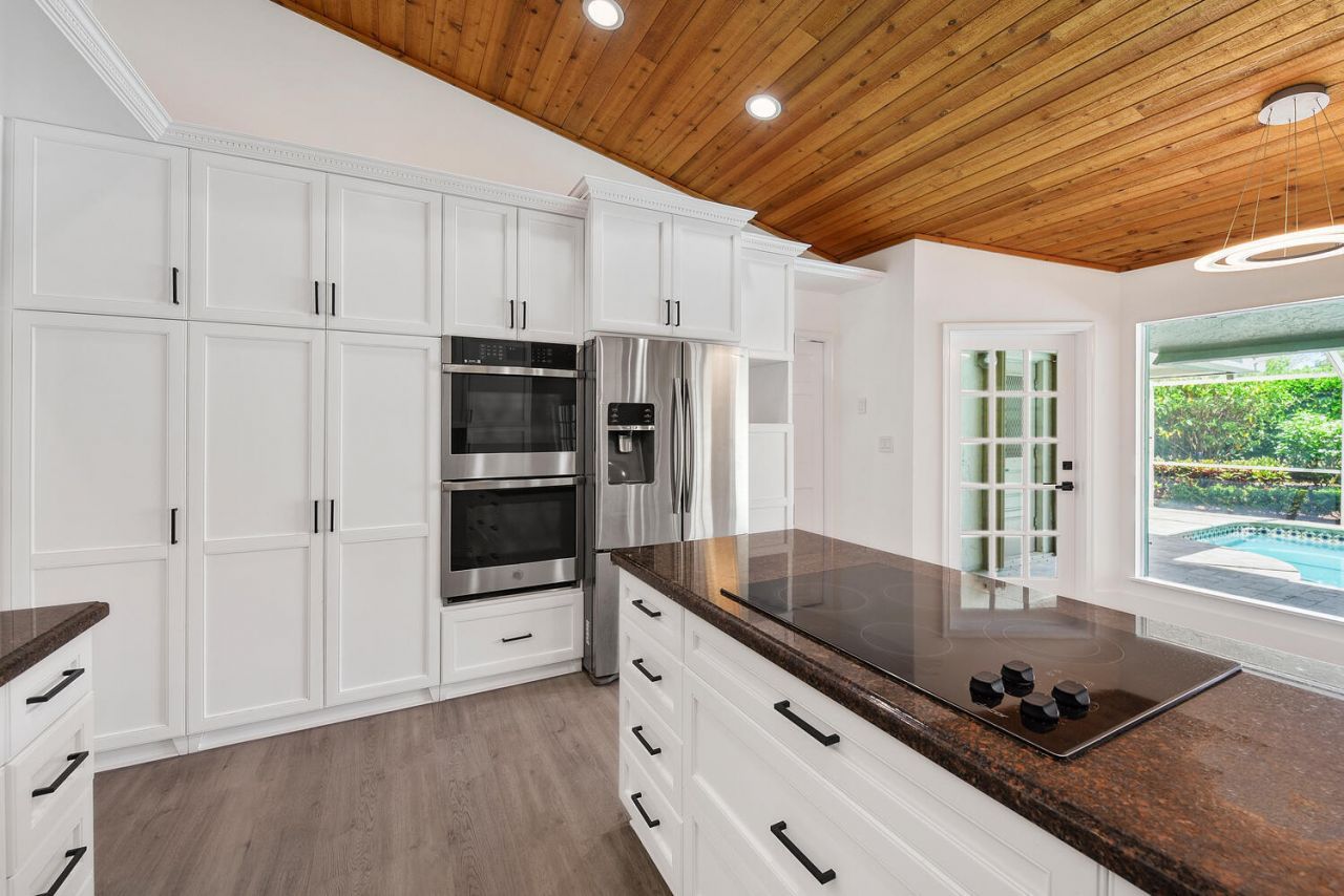 3185 St James Drive, Boca Raton, FL 33434 Photo