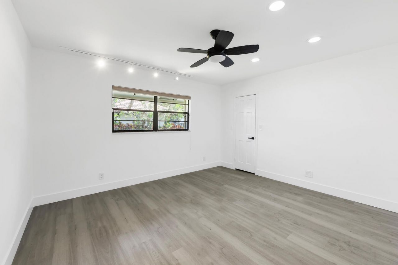 3185 St James Drive, Boca Raton, FL 33434 Photo