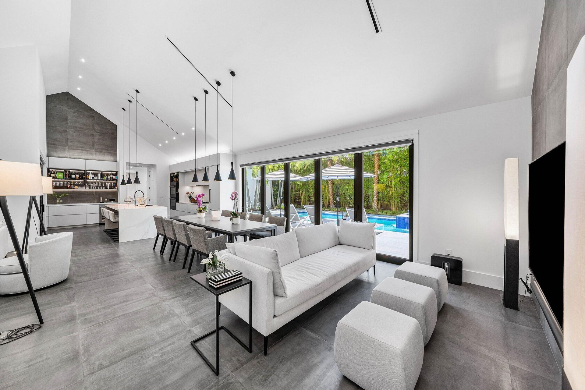 1275 N Swinton Avenue, Delray Beach, FL 33444 Photo