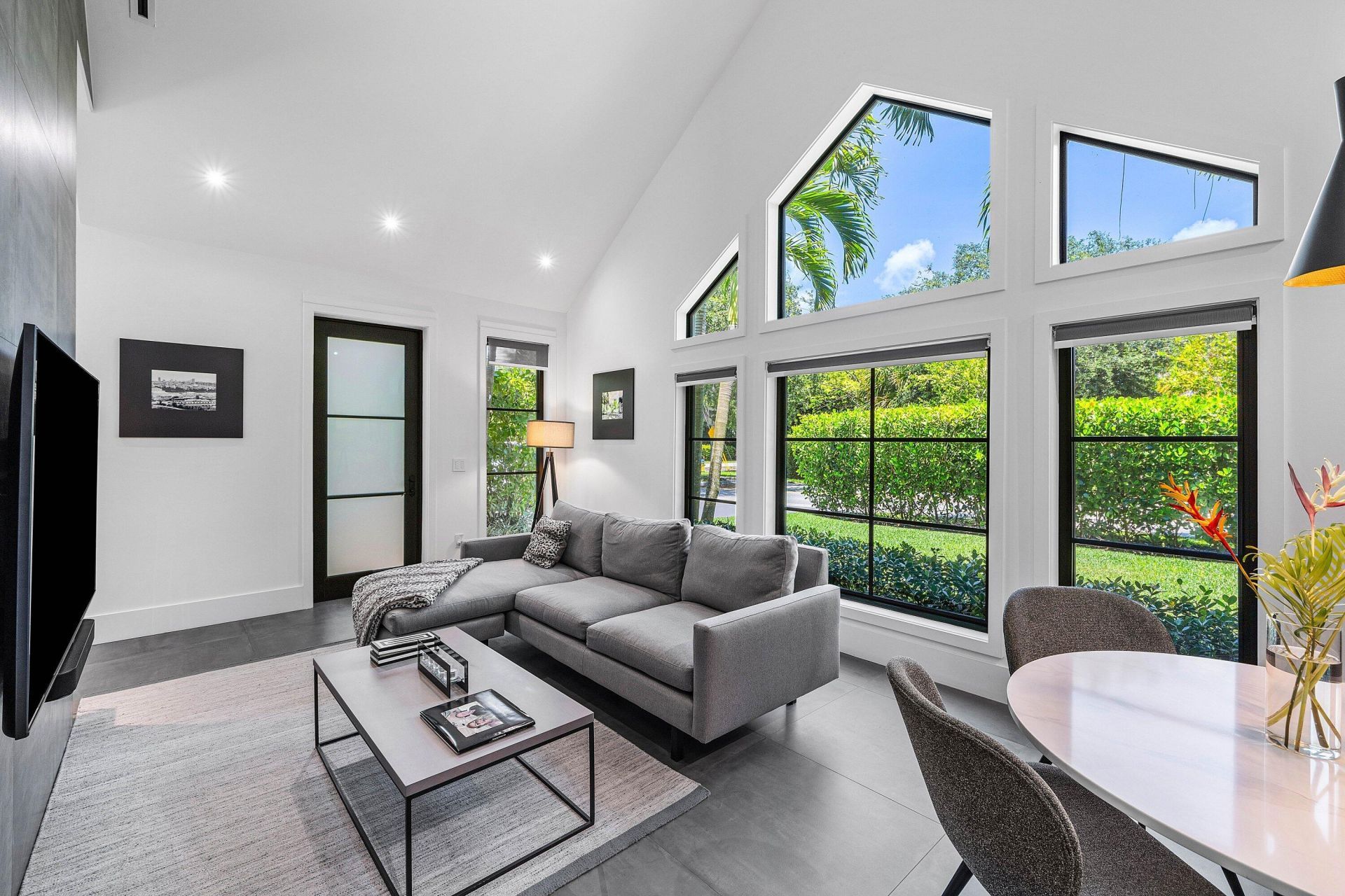 1275 N Swinton Avenue, Delray Beach, FL 33444 Photo