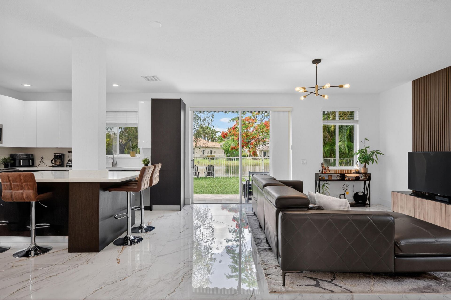1374 Canary Island Drive, Weston, FL 33327 Photo