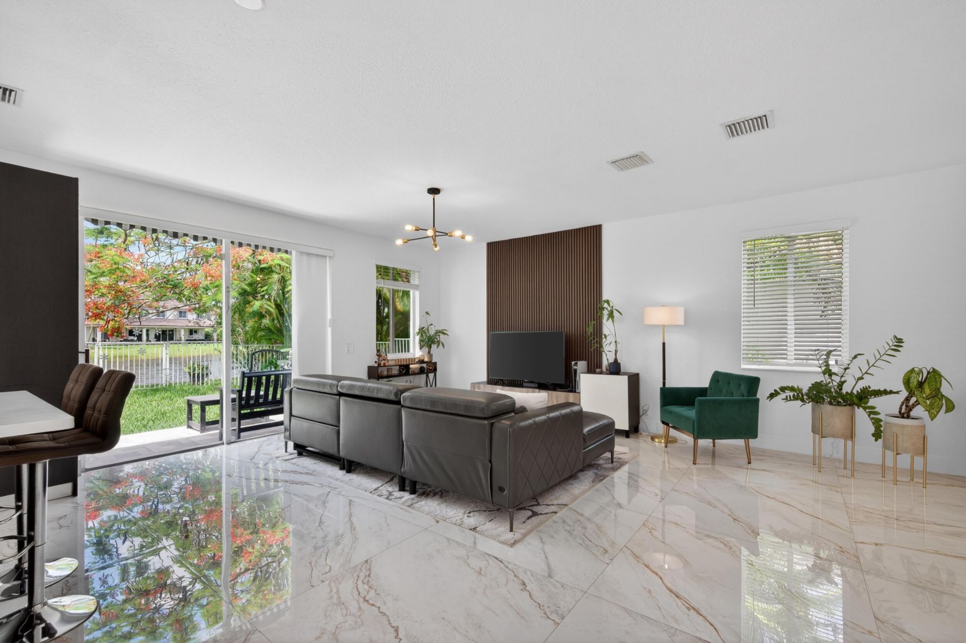 1374 Canary Island Drive, Weston, FL 33327 Photo