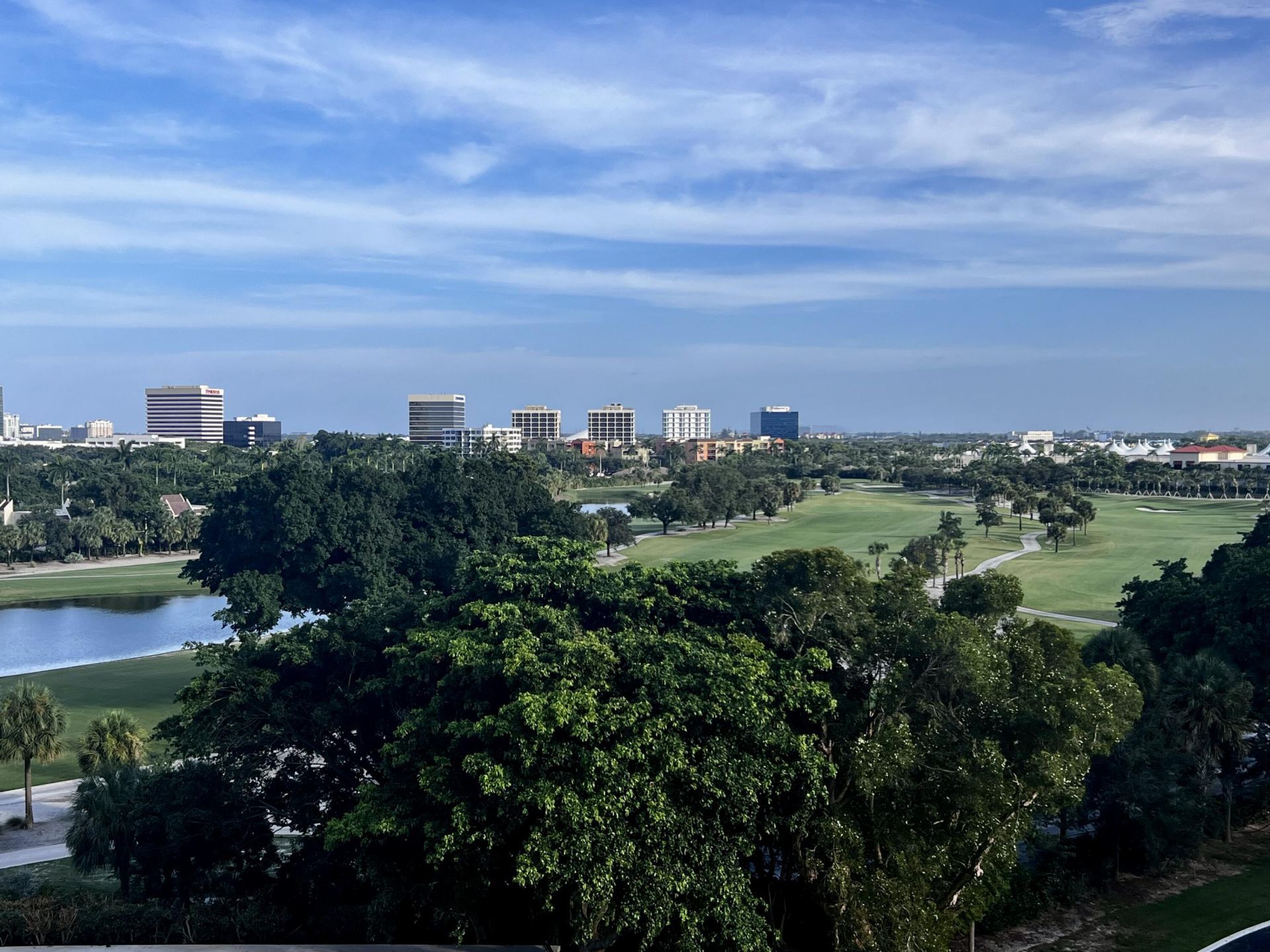 2425 Presidential Way, Unit 806, West Palm Beach, FL 33401 Photo