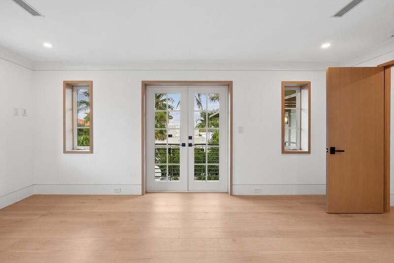 125 Worth Court N, West Palm Beach, FL 33405 Photo