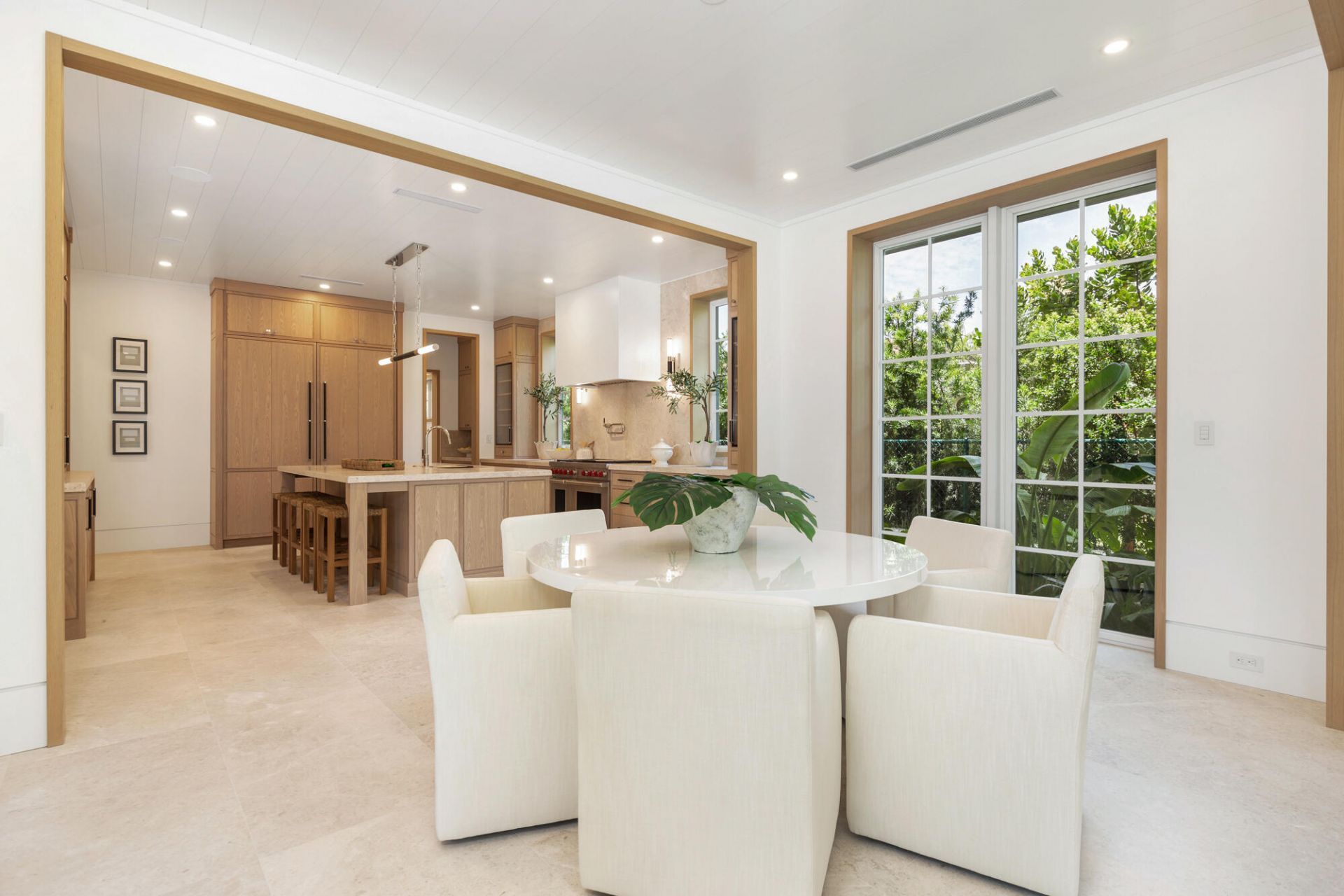 125 Worth Court N, West Palm Beach, FL 33405 Photo