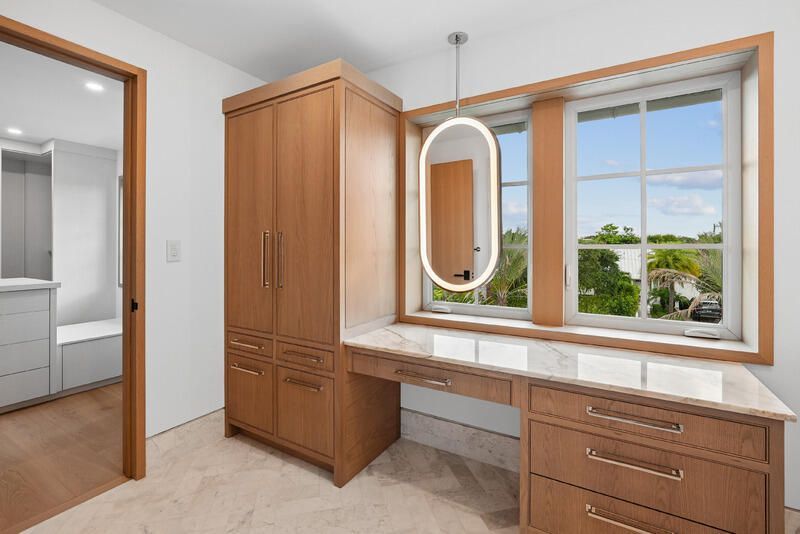 125 Worth Court N, West Palm Beach, FL 33405 Photo