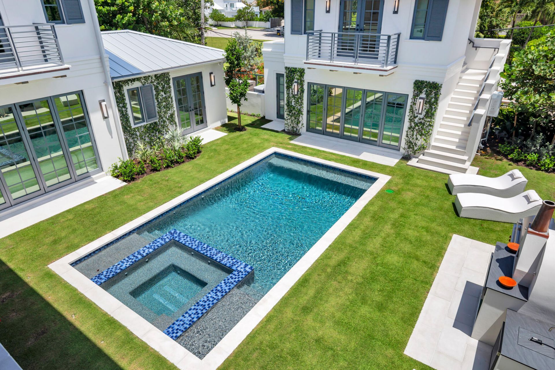 125 Worth Court N, West Palm Beach, FL 33405 Photo