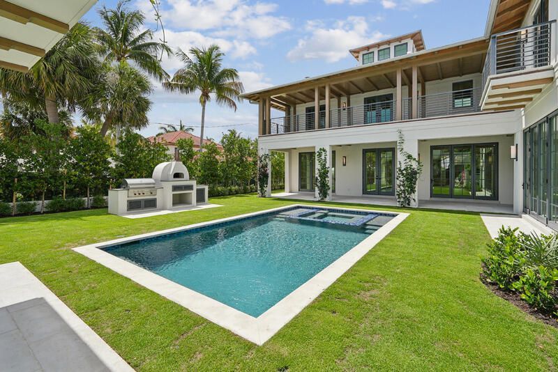 125 Worth Court N, West Palm Beach, FL 33405 Photo