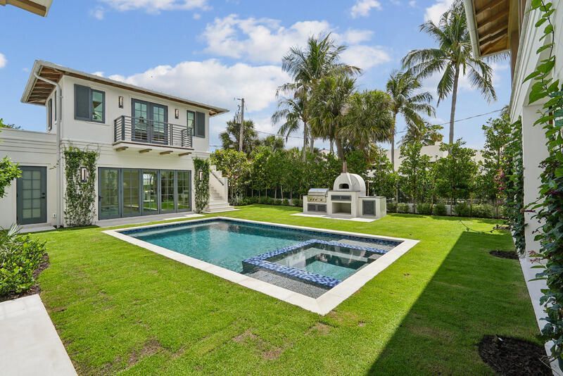 125 Worth Court N, West Palm Beach, FL 33405 Photo