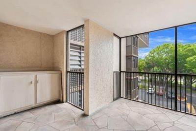 4816 N 46 Avenue, Unit J482, Hollywood, FL 33021 Photo
