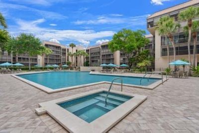 4816 N 46 Avenue, Unit J482, Hollywood, FL 33021 Photo