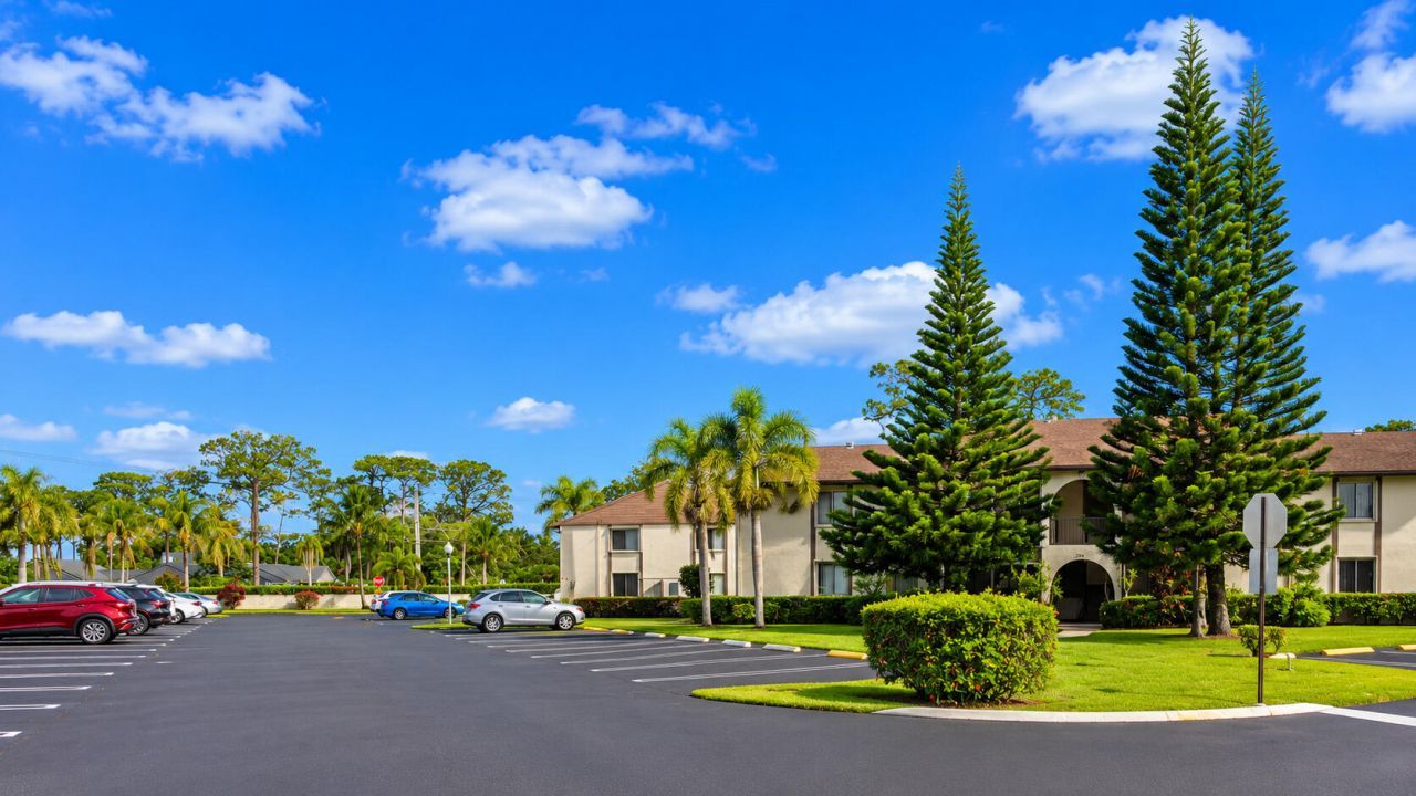 303 Knotty Pine Circle, Unit A-1, Greenacres, FL 33463 Photo