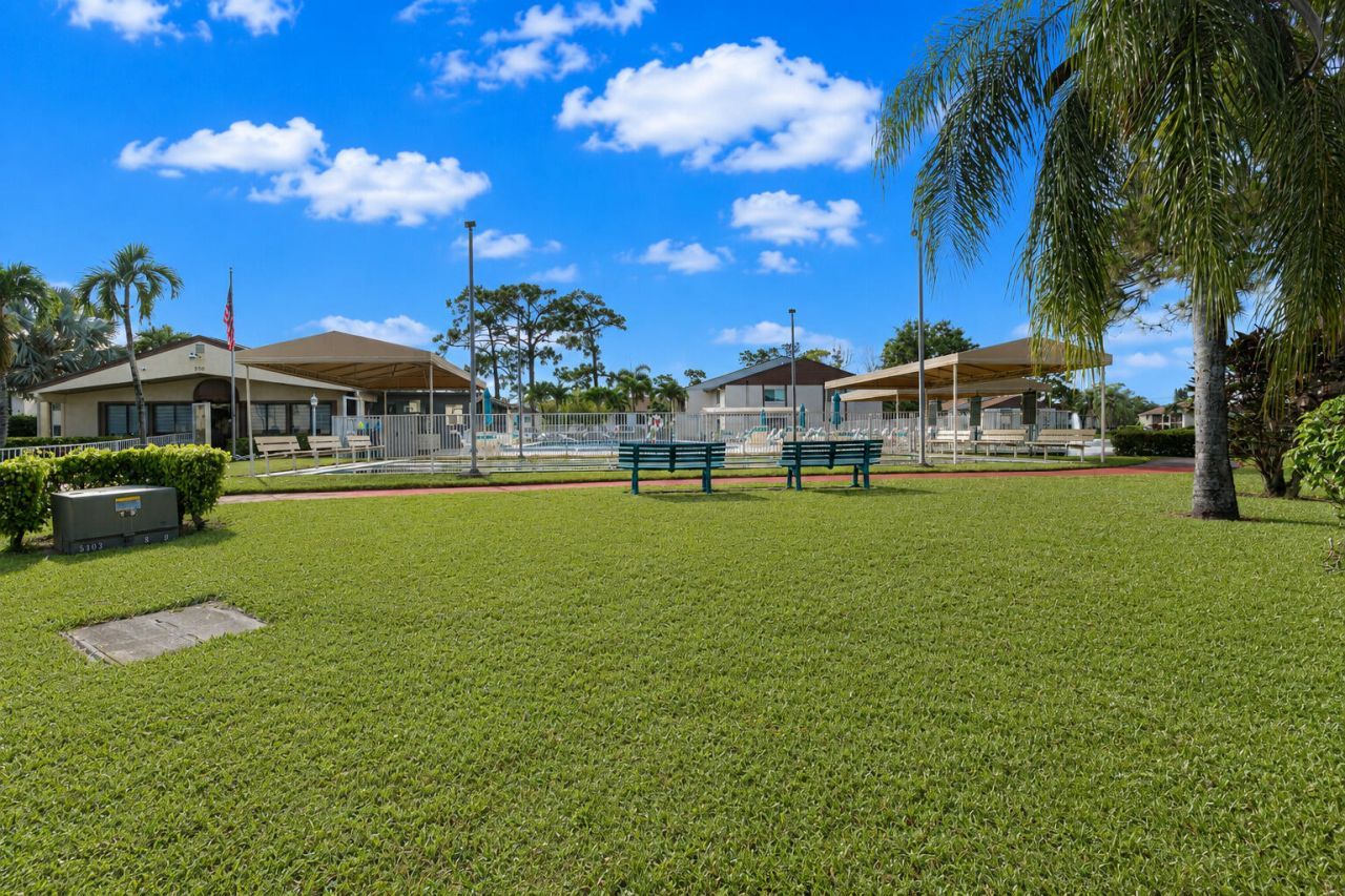 303 Knotty Pine Circle, Unit A-1, Greenacres, FL 33463 Photo