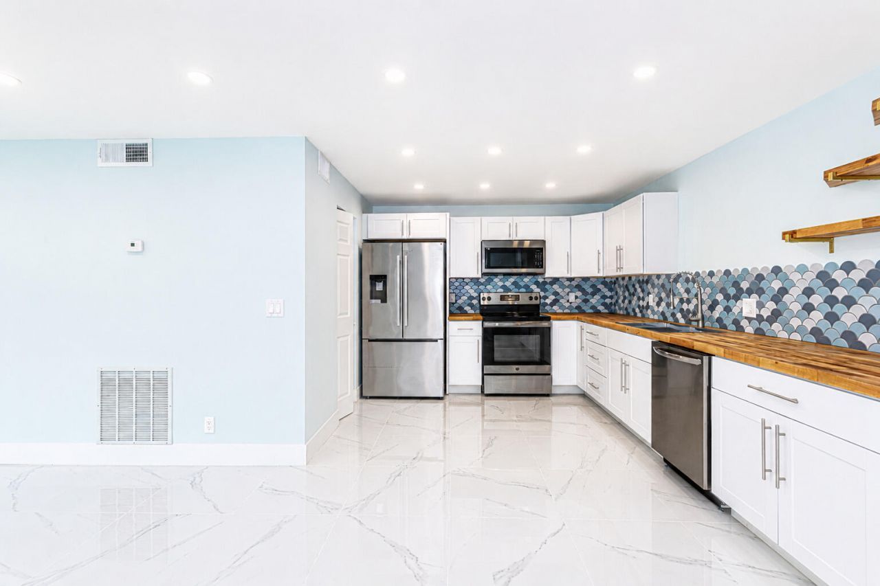 303 Knotty Pine Circle, Unit A-1, Greenacres, FL 33463 Photo