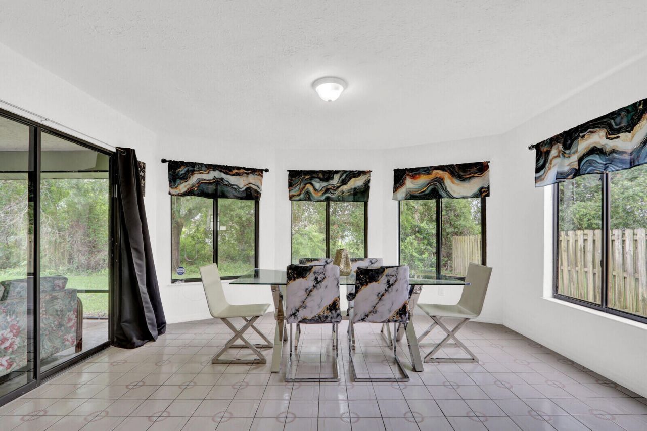 362 SE Crosspoint Drive, Port Saint Lucie, FL 34983 Photo