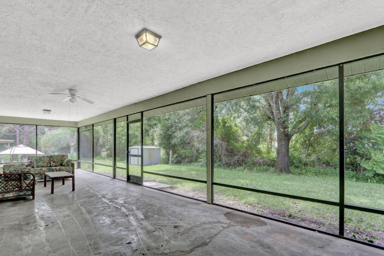 362 SE Crosspoint Drive, Port Saint Lucie, FL 34983 Photo