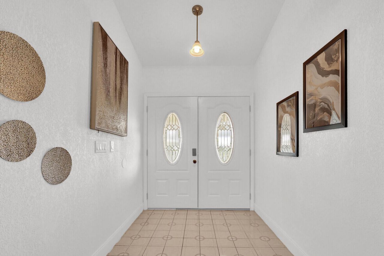 362 SE Crosspoint Drive, Port Saint Lucie, FL 34983 Photo