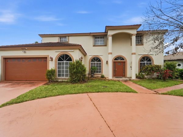 10710 NW 54th Place, Coral Springs, FL 33076