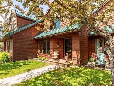 64 Rocky Point Circle , Unit J2, Inlet, NY 13360