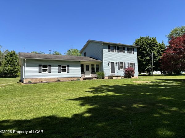 27 N Lake Road, Sweet Valley, PA 18656