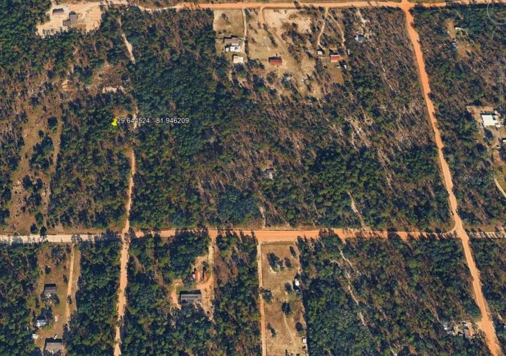 Royal Way, Interlachen, FL 32148 Photo