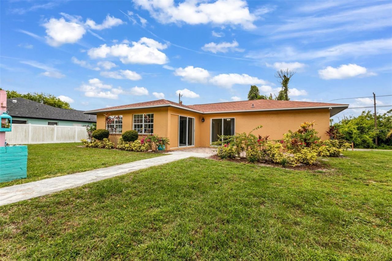 2626 Auburn Boulevard, Port Charlotte, FL 33948 Photo