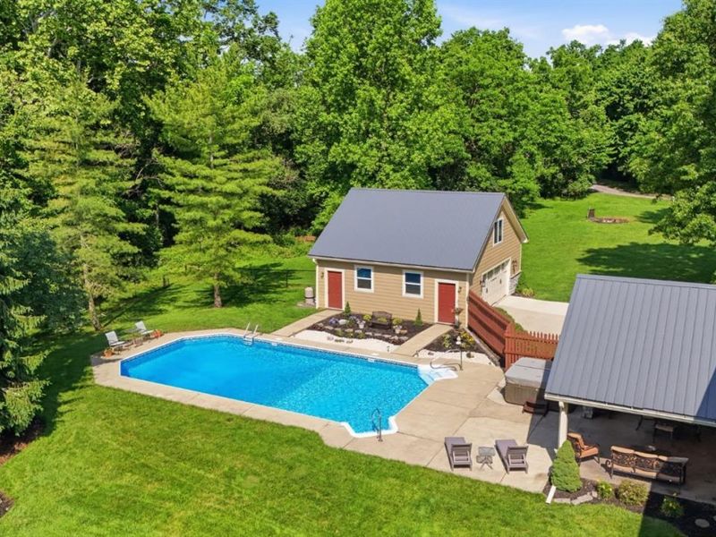 2215 Trappers Knoll Drive, Batavia Twp, OH 45103 Photo 4