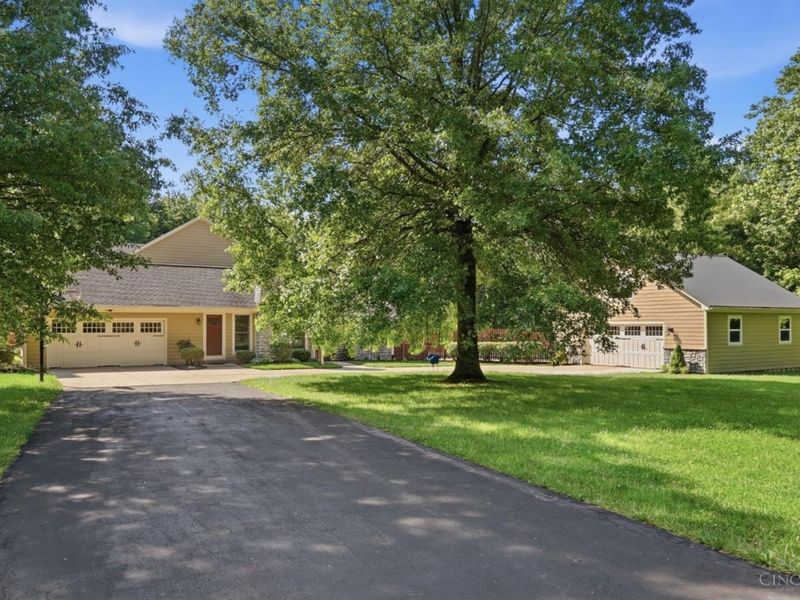 2215 Trappers Knoll Drive, Batavia Twp, OH 45103 Photo 5