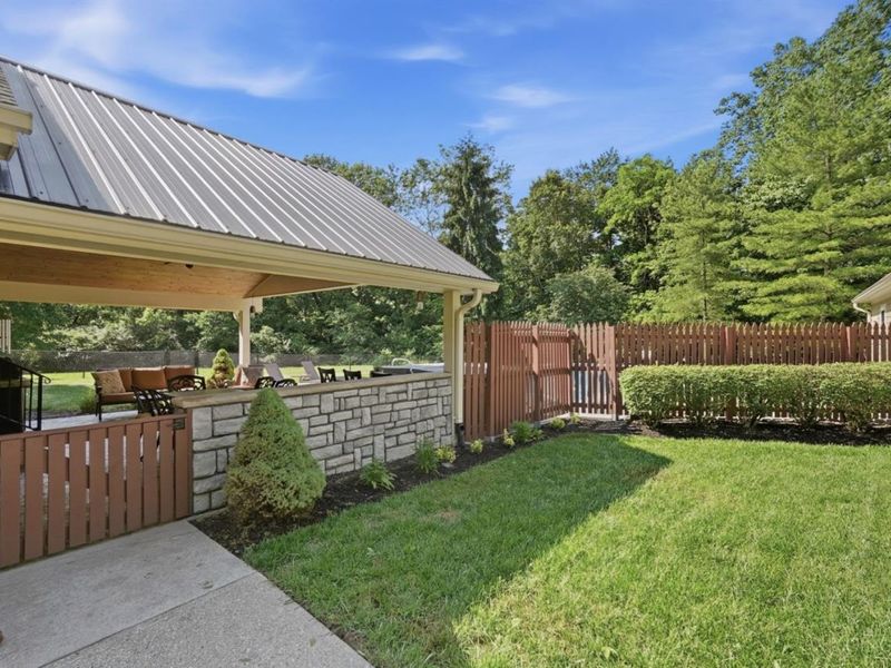 2215 Trappers Knoll Drive, Batavia Twp, OH 45103 Photo 7