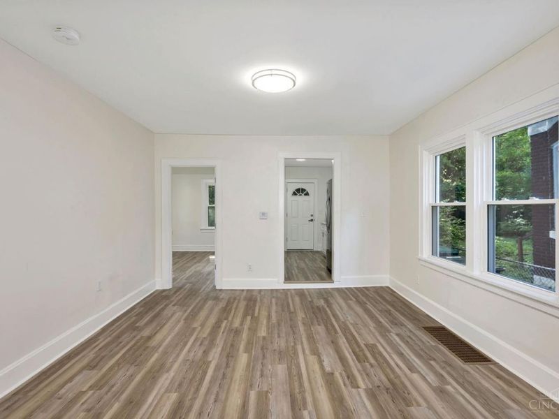2011 Highland Avenue, Cincinnati, OH 45219 Photo 12
