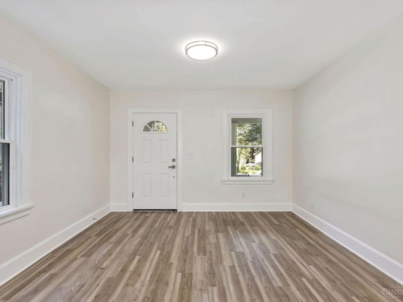 2011 Highland Avenue, Cincinnati, OH 45219 Photo 9