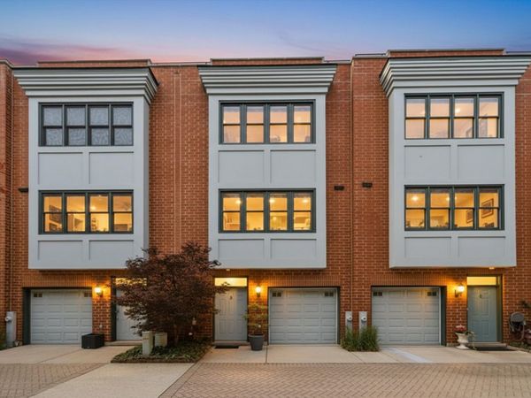 5844 N Hermitage Avenue , Unit D, Chicago, IL 60660