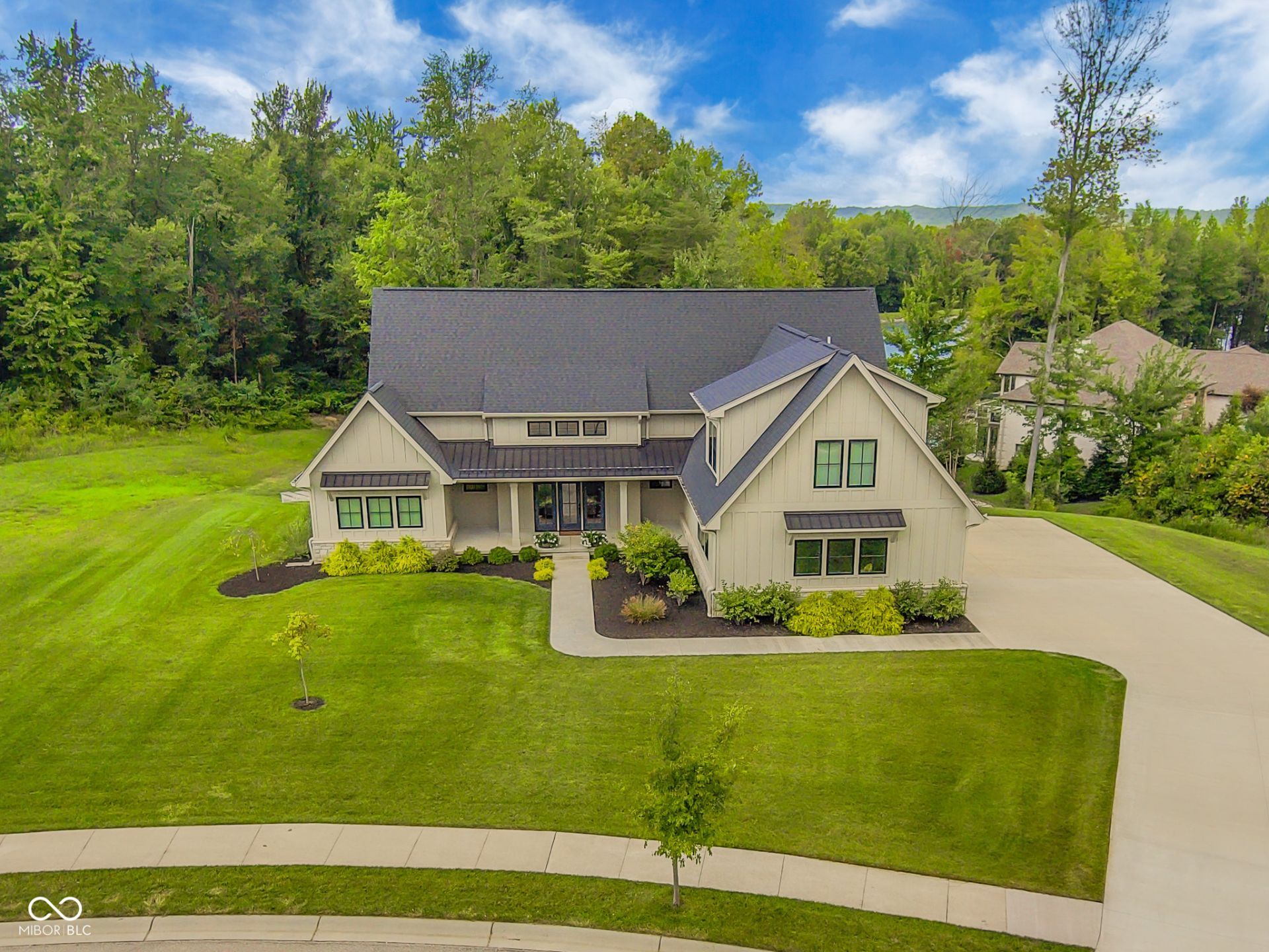1872 Tipton Pointe Court Columbus, IN