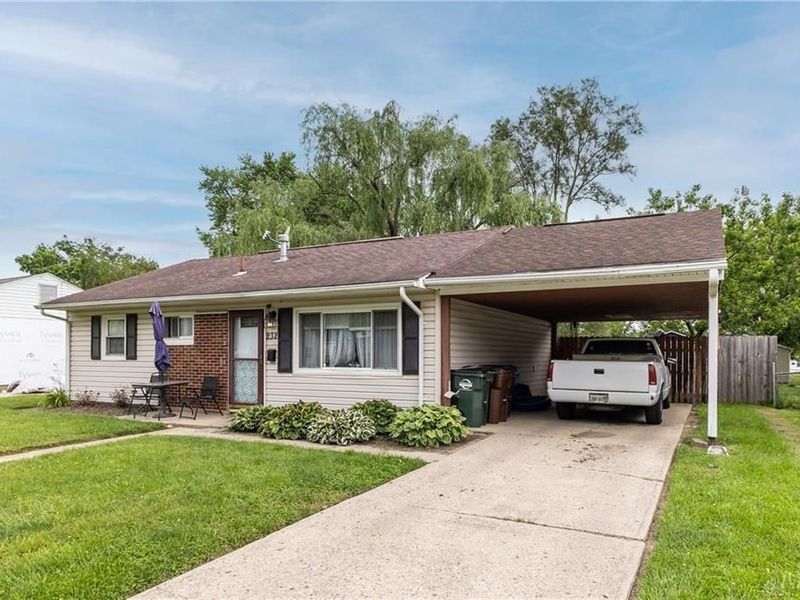 232 Dellwood Drive, Fairborn, OH 45324 Photo 2