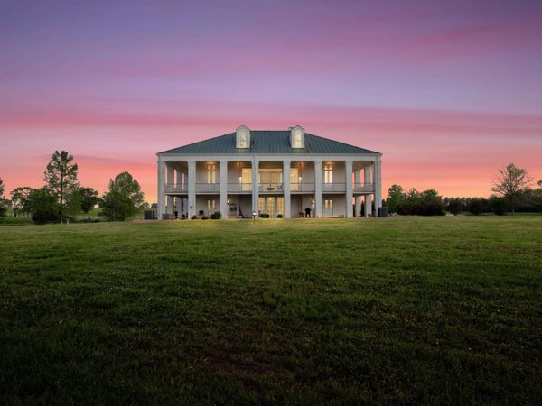 1801 Evans, Columbus, MS 39701