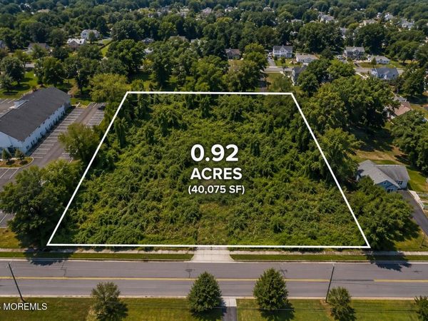 169 Hamilton Road, Tinton Falls, NJ 07724