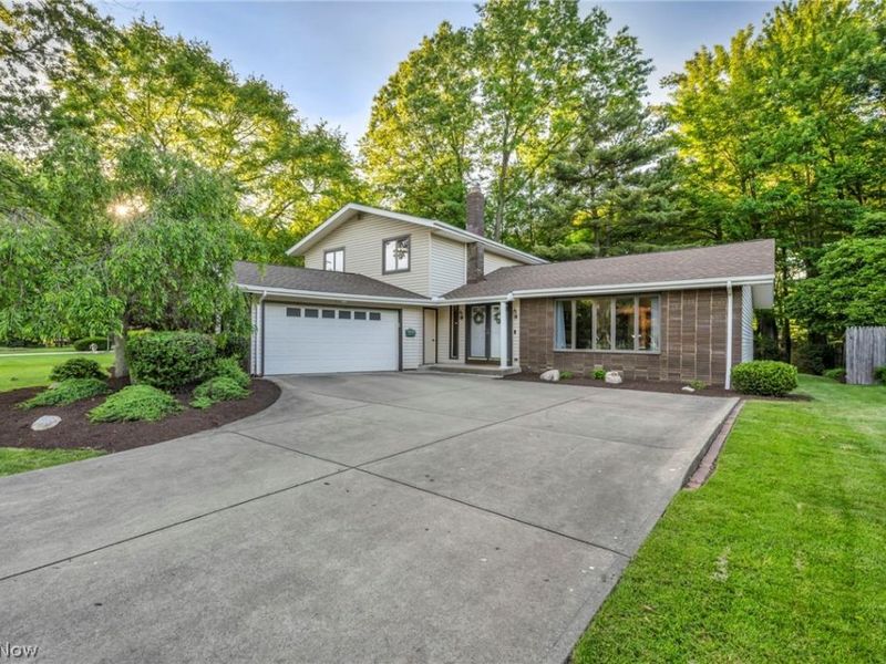 27020 Sleepy Hollow Drive , Westlake, OH 44145 Photo 1